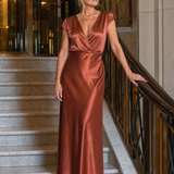 Donnabelle™ | Vestido Maxi con Cuerpo Envolvente y Mangas Cortas