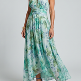 Doña Carmen™ | Vestido Midi de Patrón Floral con Cuello Halter Plisado